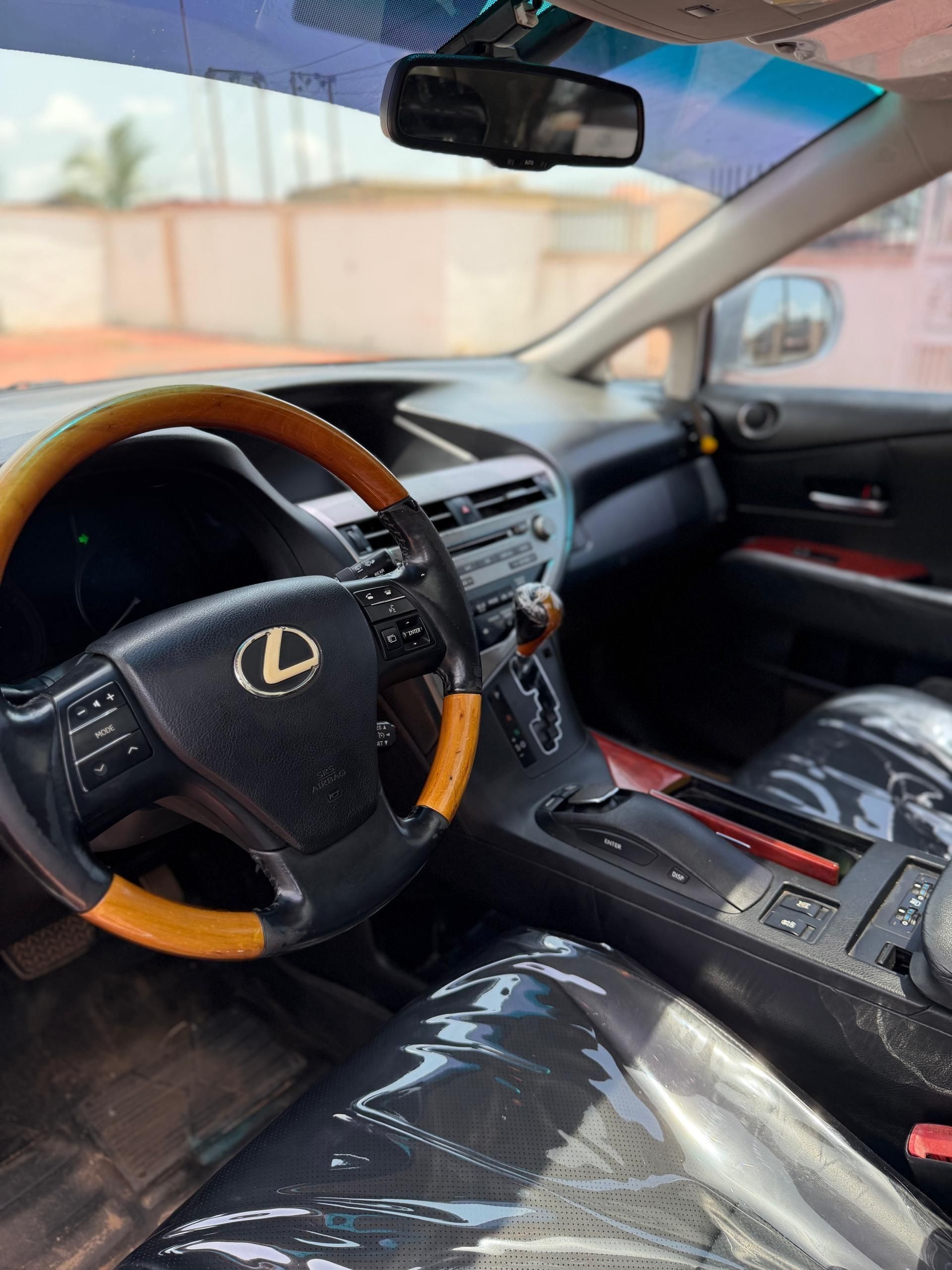 Vehicle - Image 6
