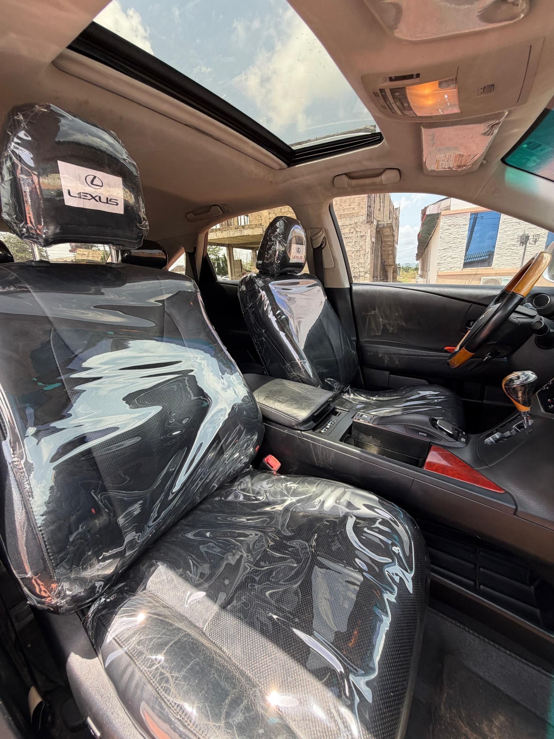 Vehicle - Image 11
