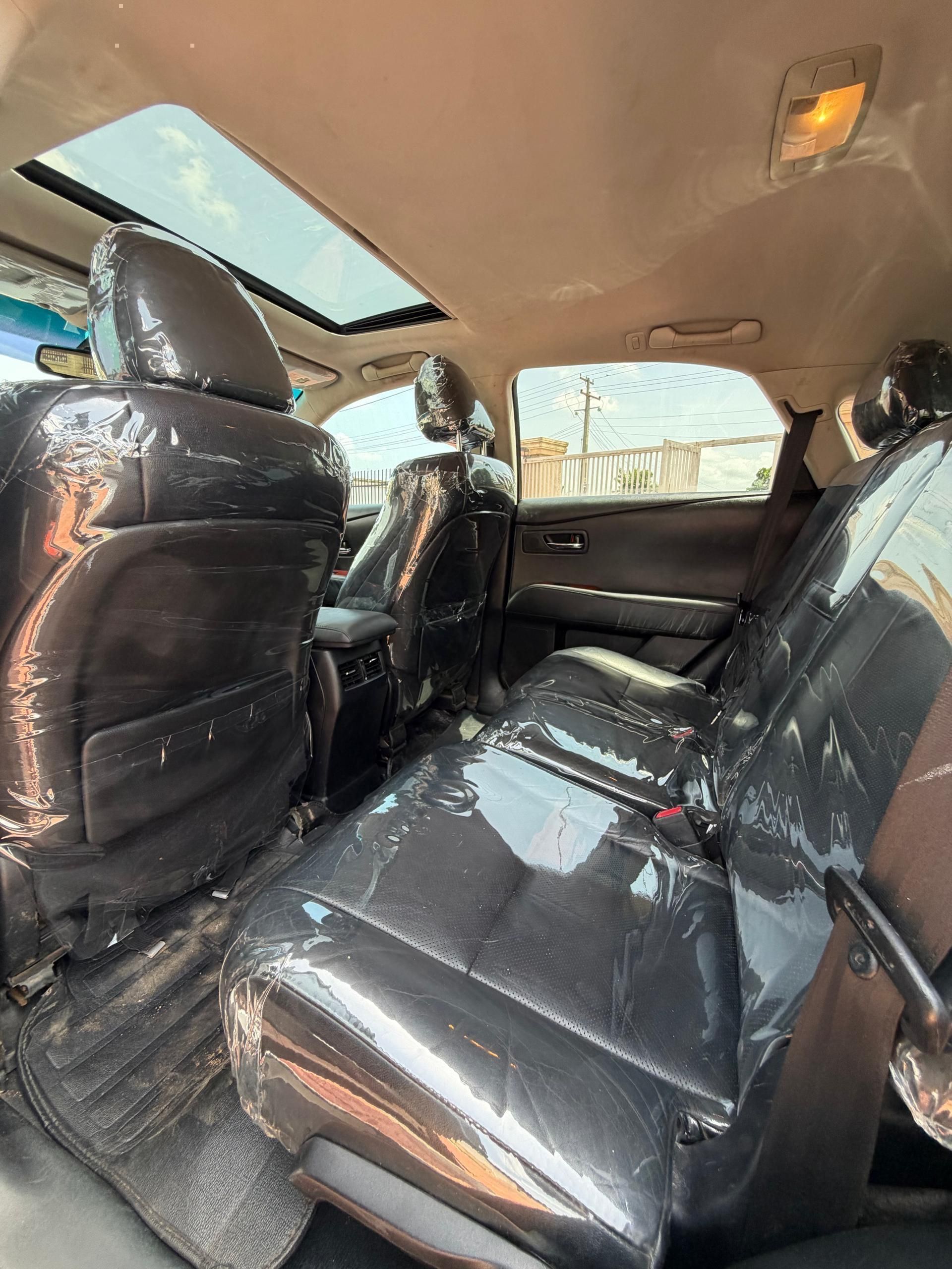 Vehicle - Image 8