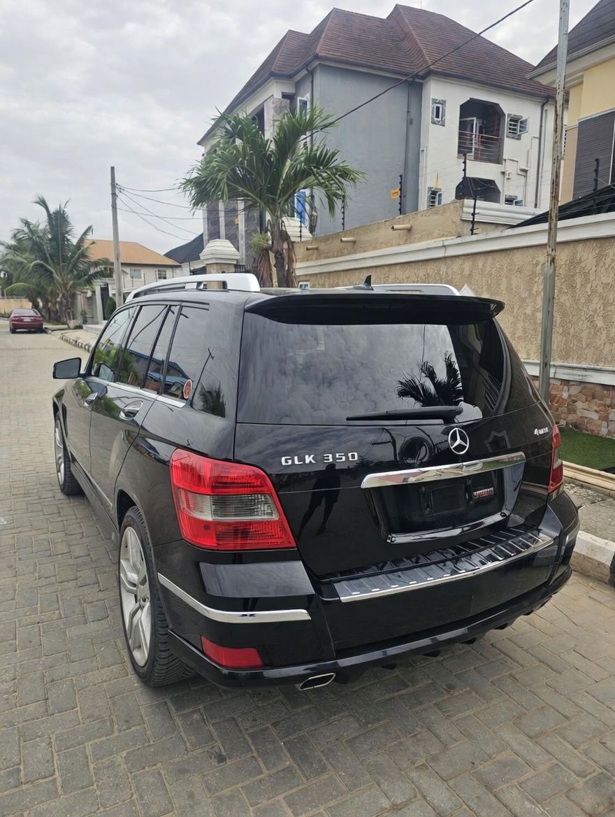 Vehicle - Image 3
