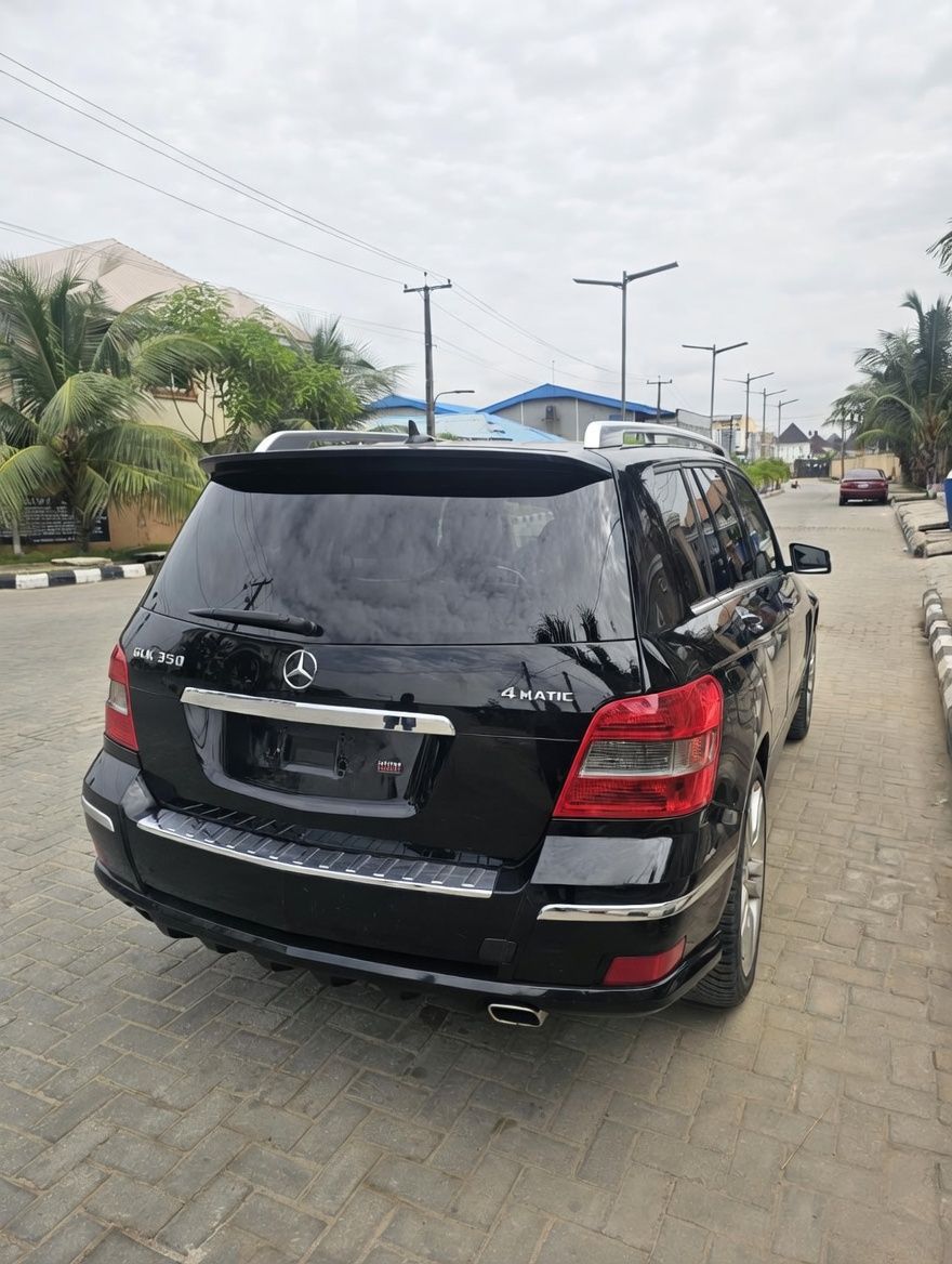 Vehicle - Image 6