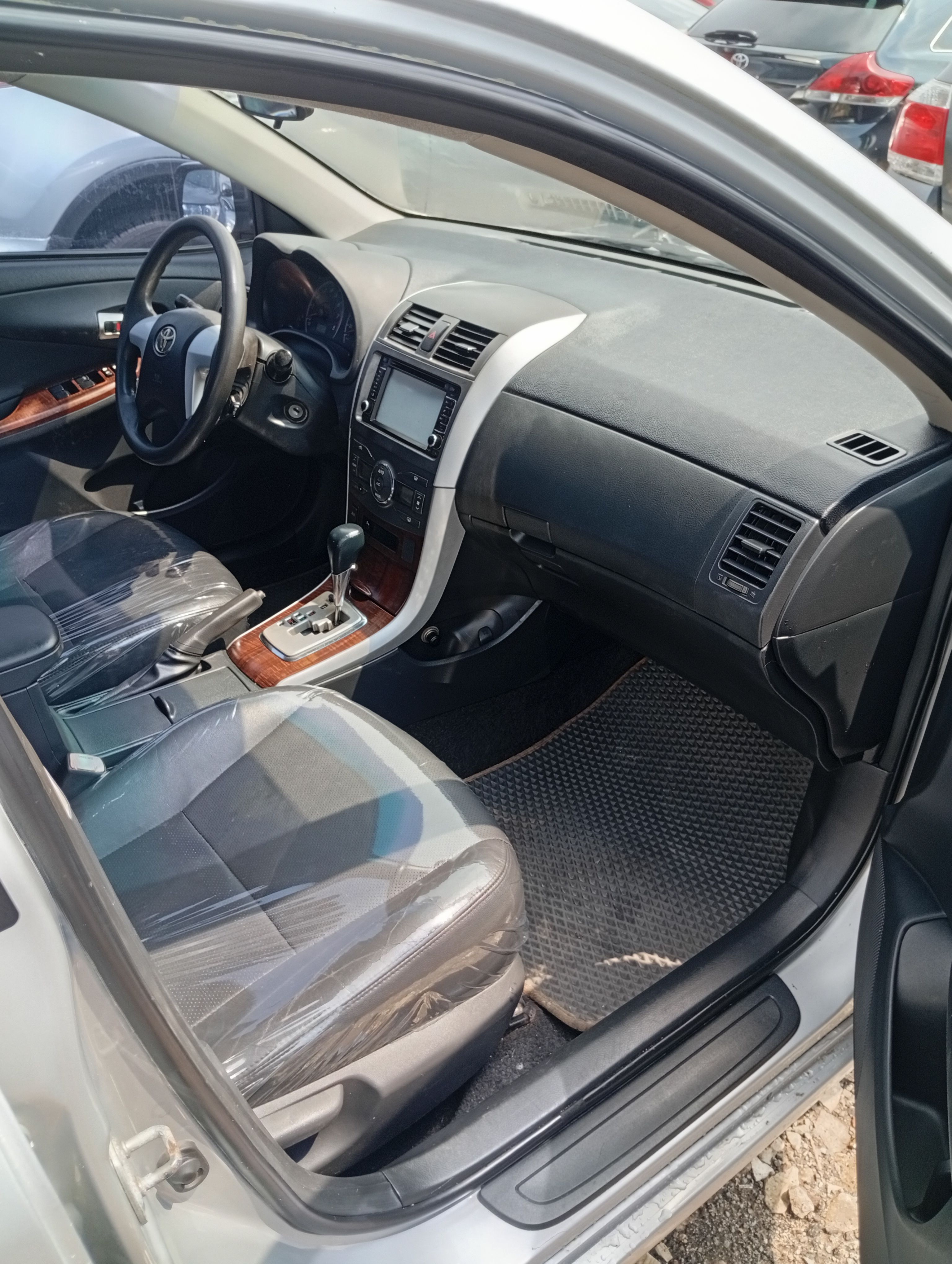 Vehicle - Image 4