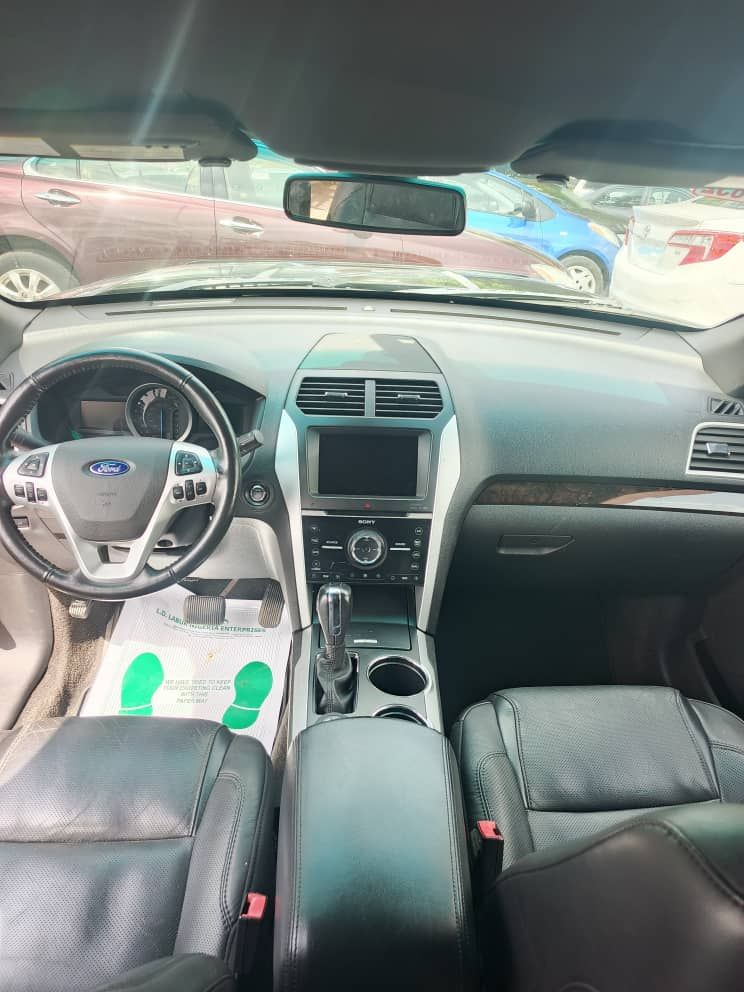 Vehicle - Image 5