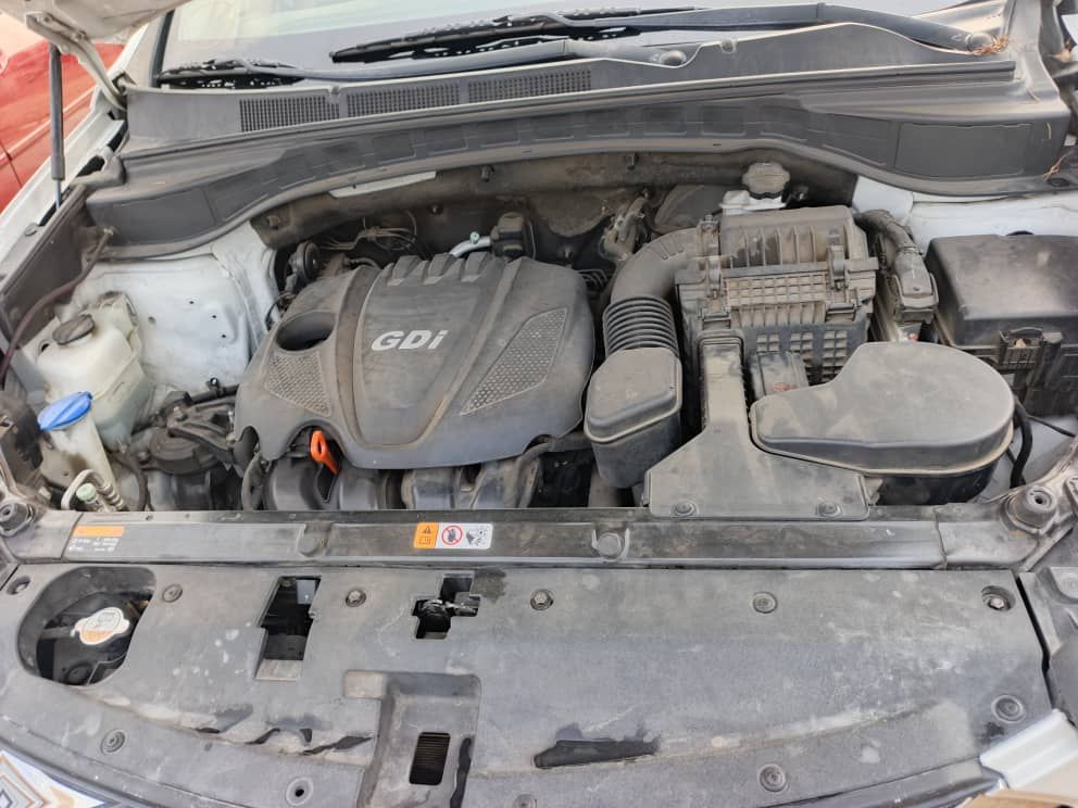 Vehicle - Image 8