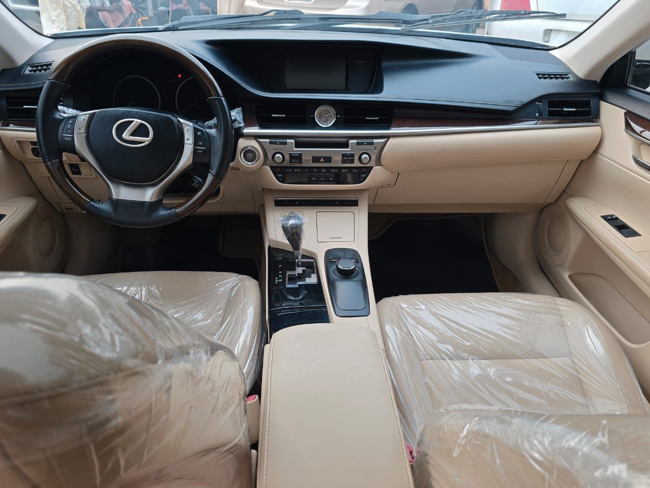 Vehicle - Image 4