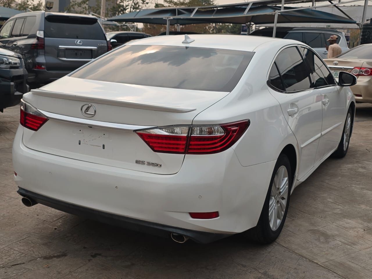 Vehicle - Image 9