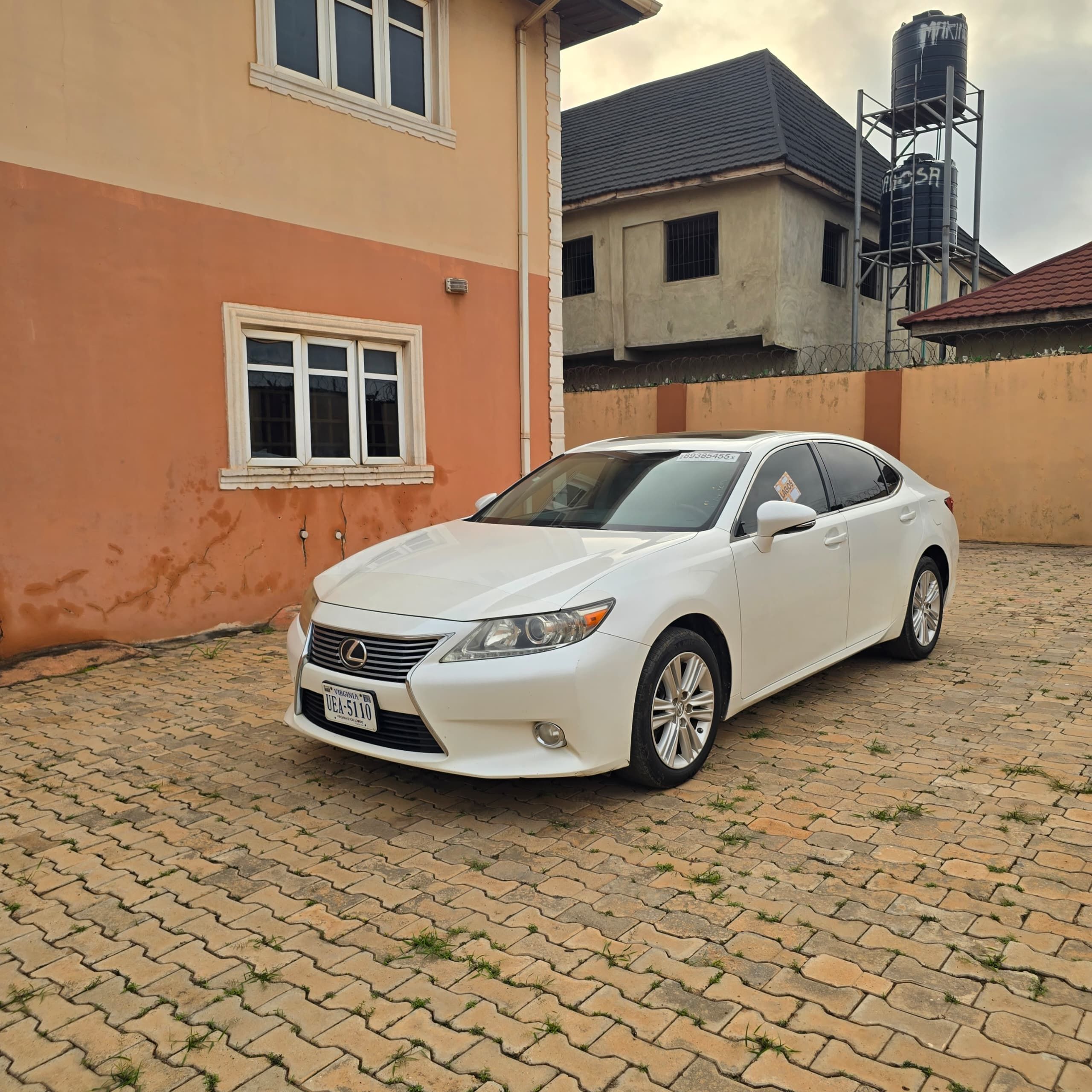 Vehicle - Image 12