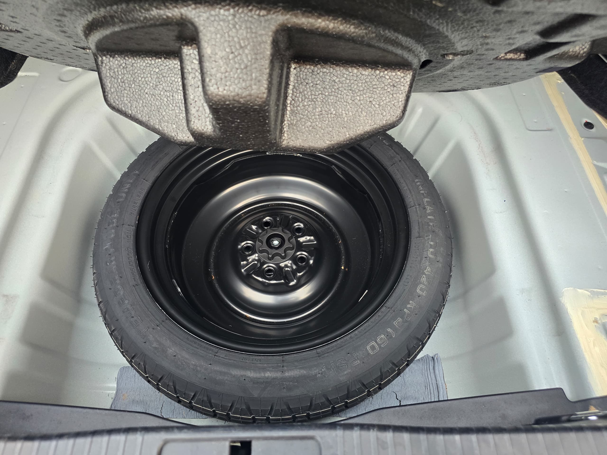 Vehicle - Image 13