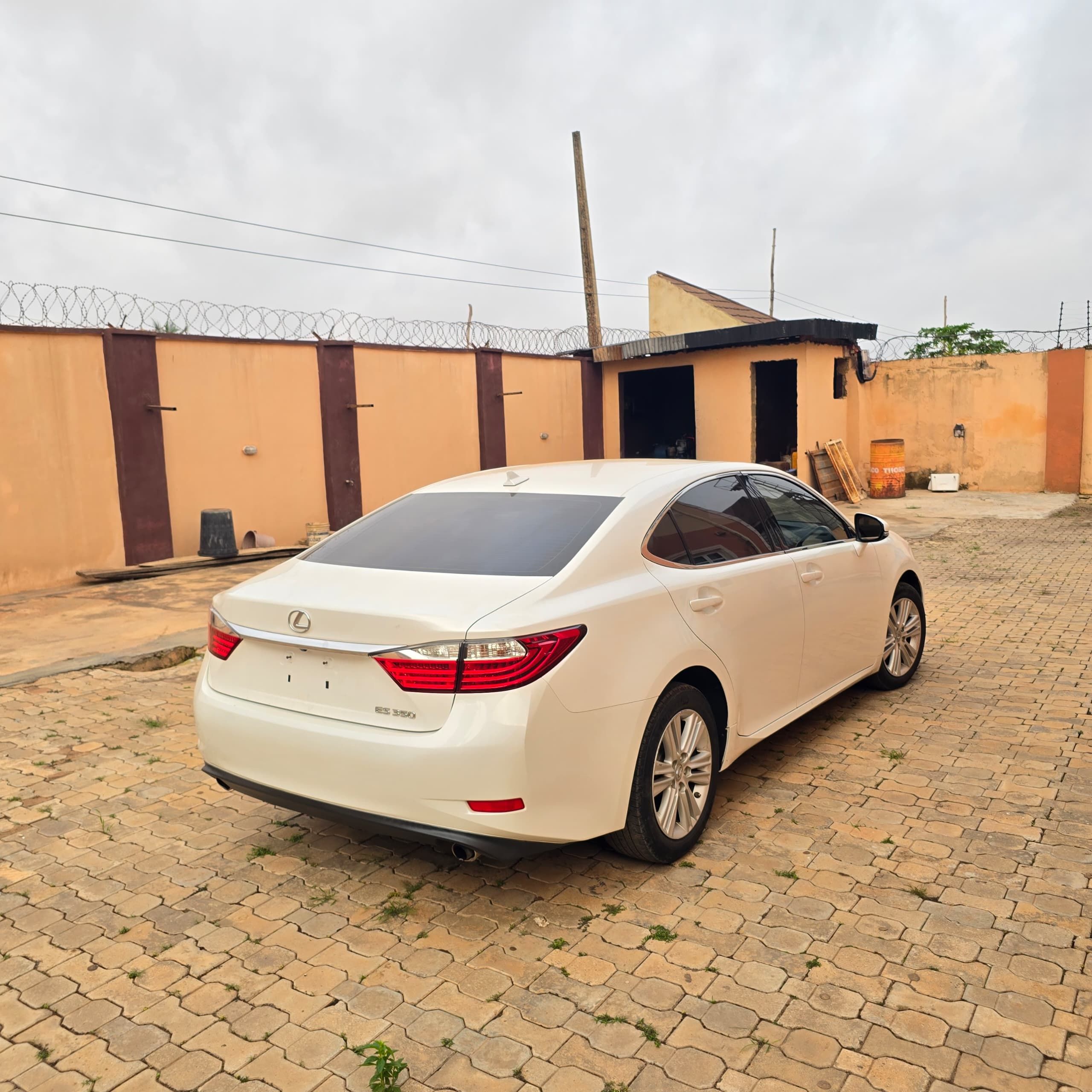 Vehicle - Image 9