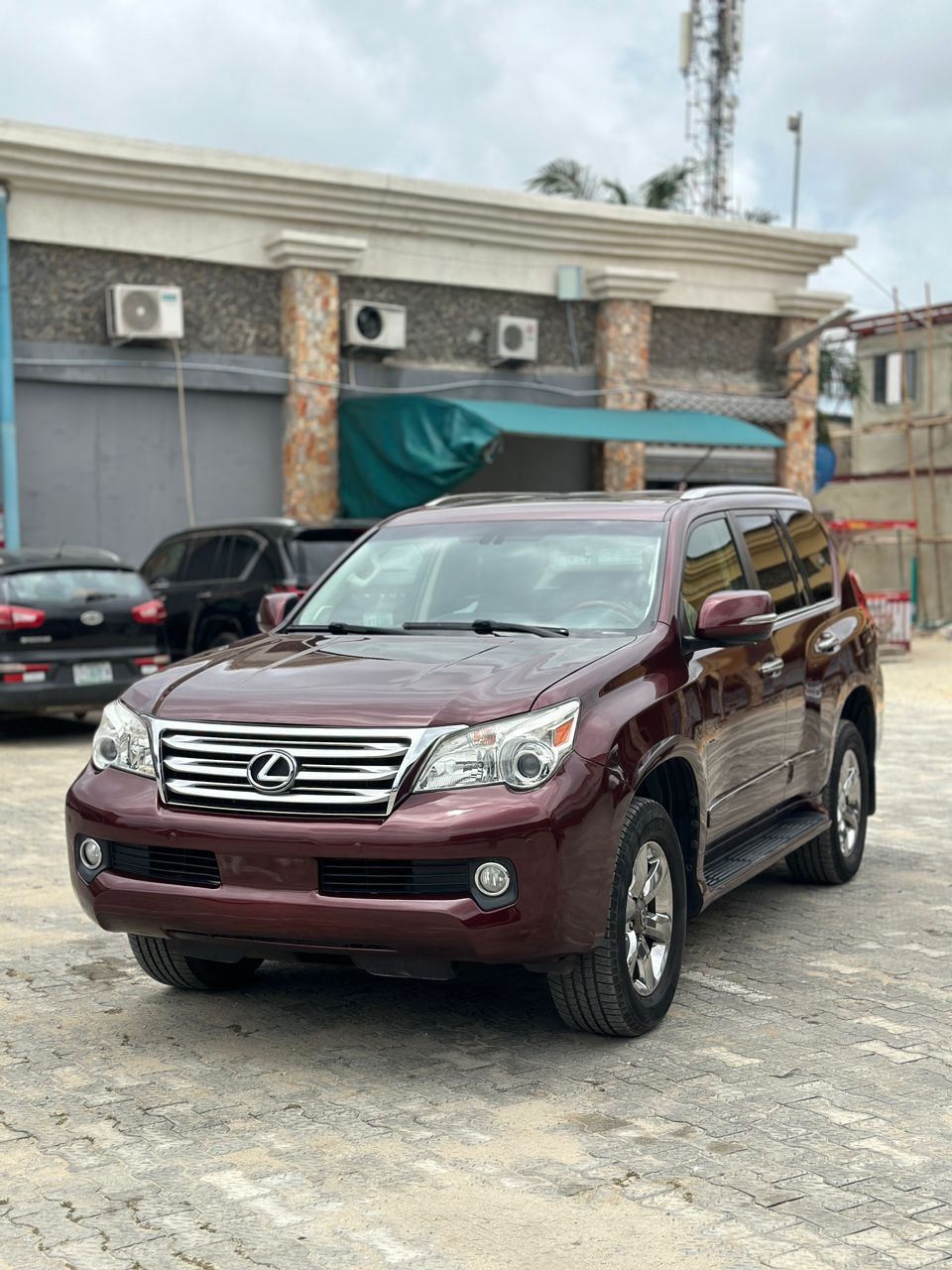 Vehicle - Image 8