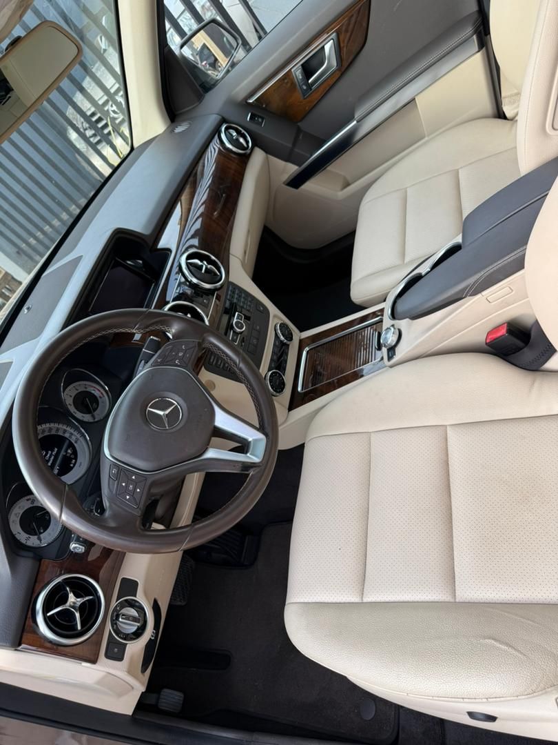 Vehicle - Image 4