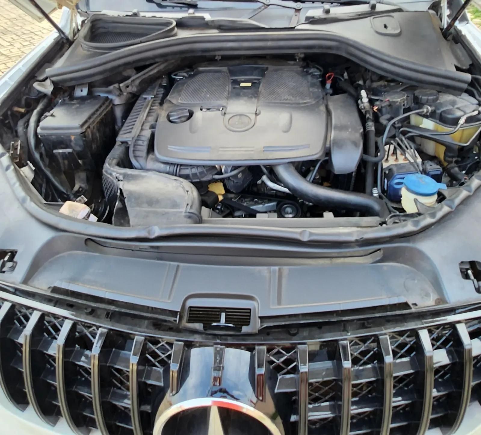 Vehicle - Image 10