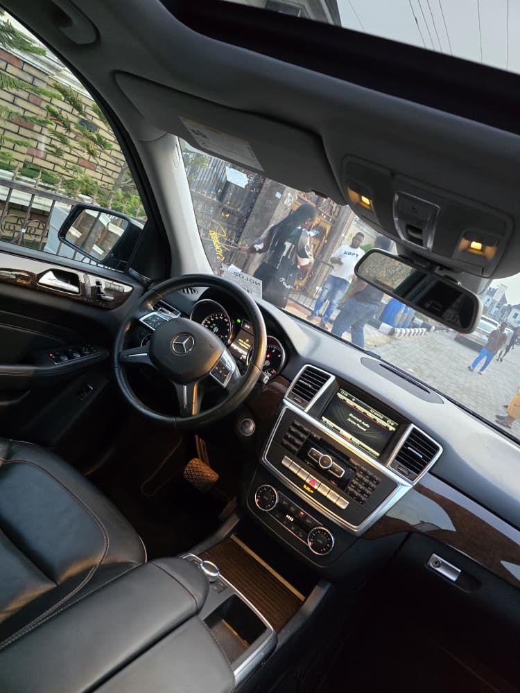 2013 Mercedes-Benz ML 350 - Image 1