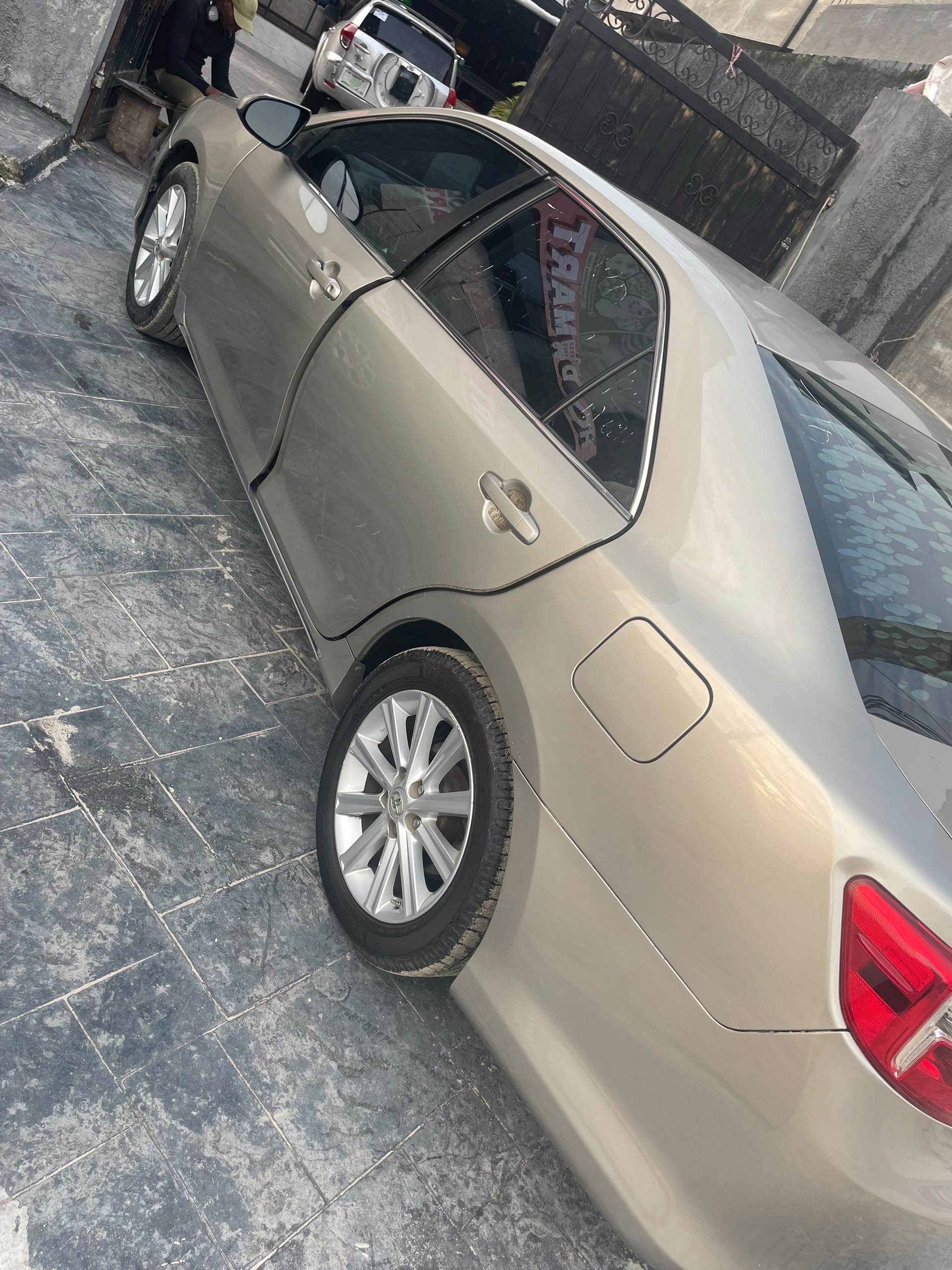 Vehicle - Image 9