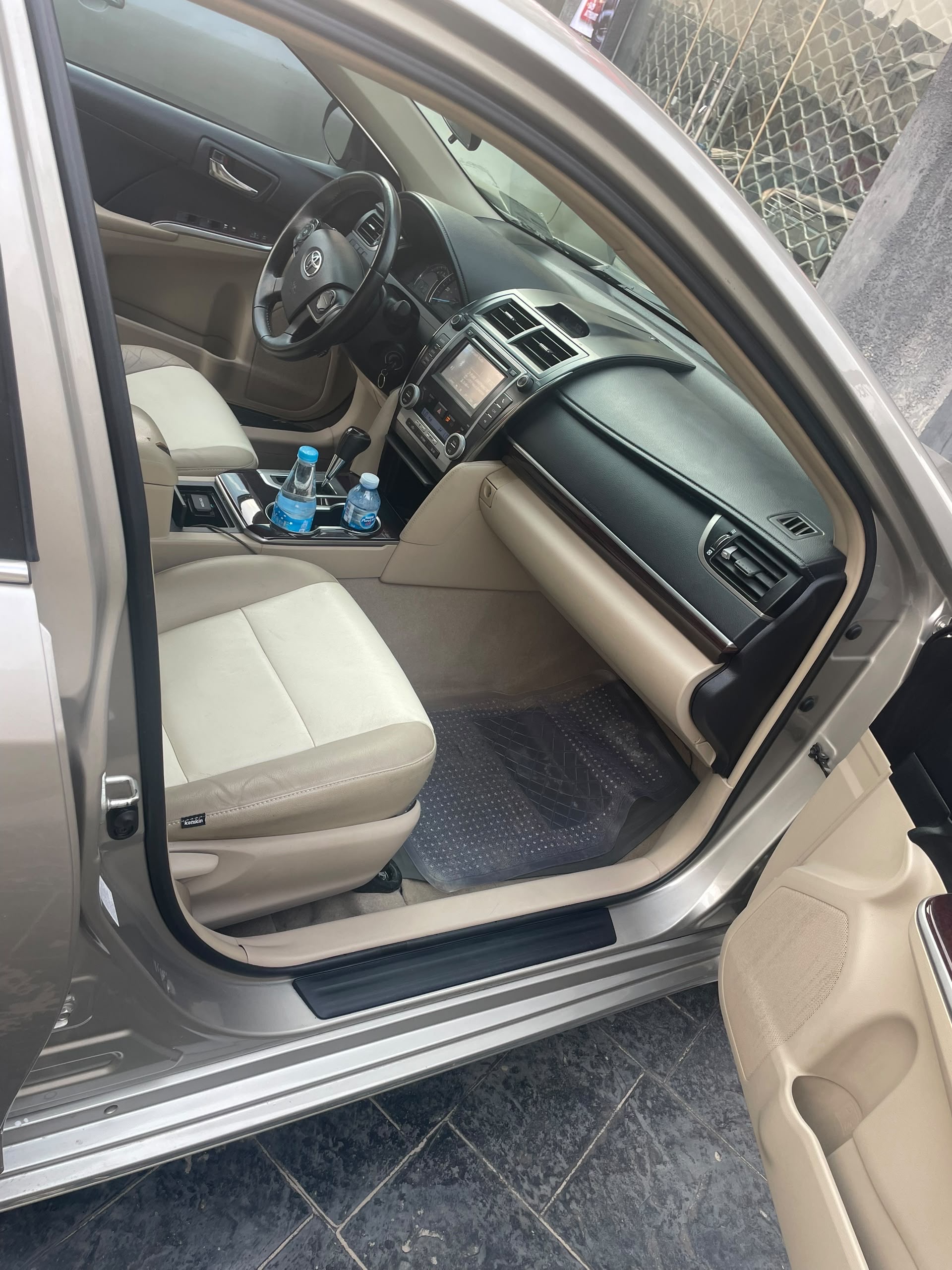 Vehicle - Image 11