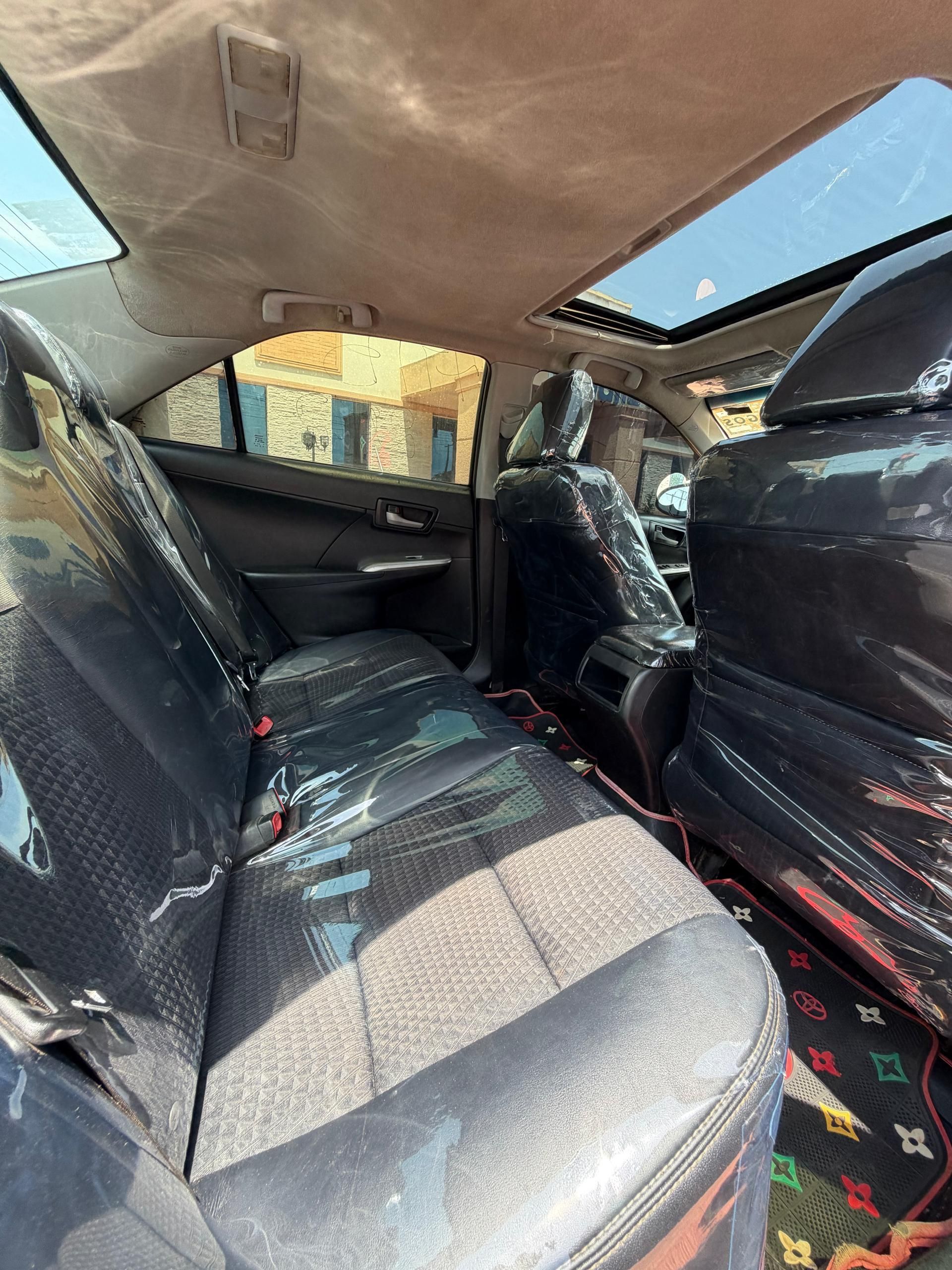 Vehicle - Image 9