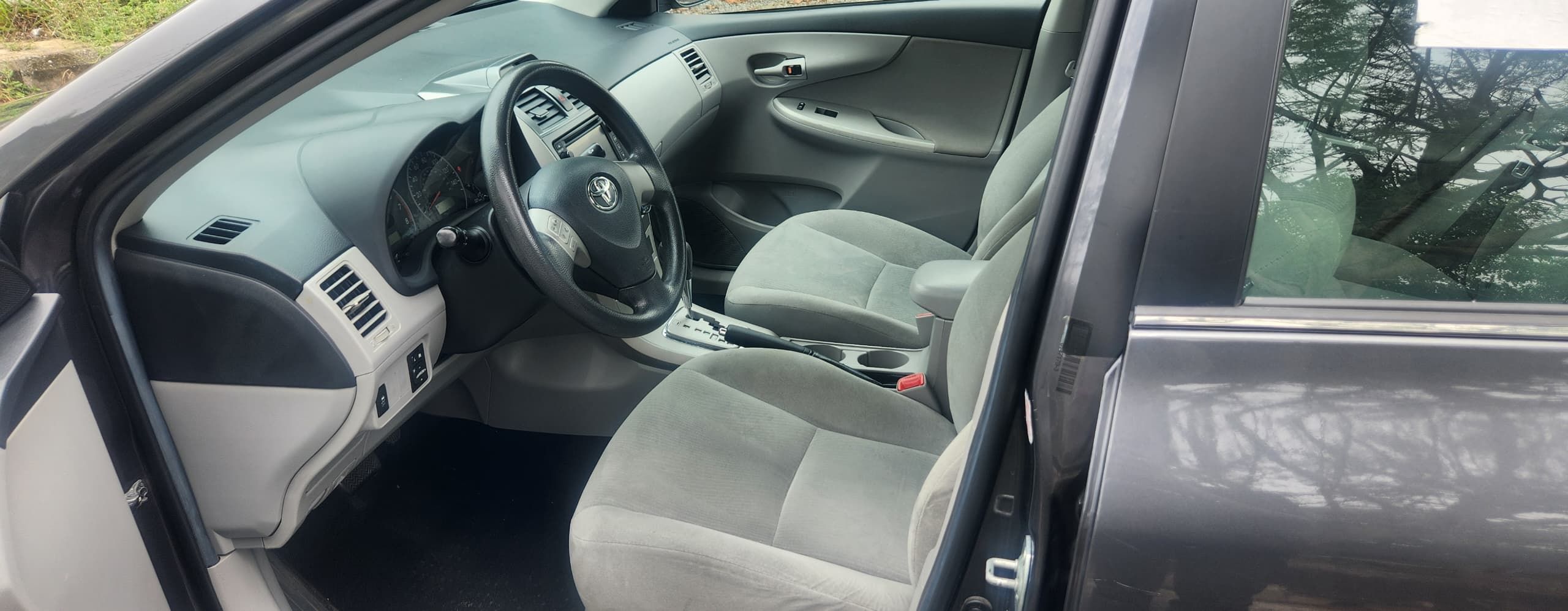 Vehicle - Image 9