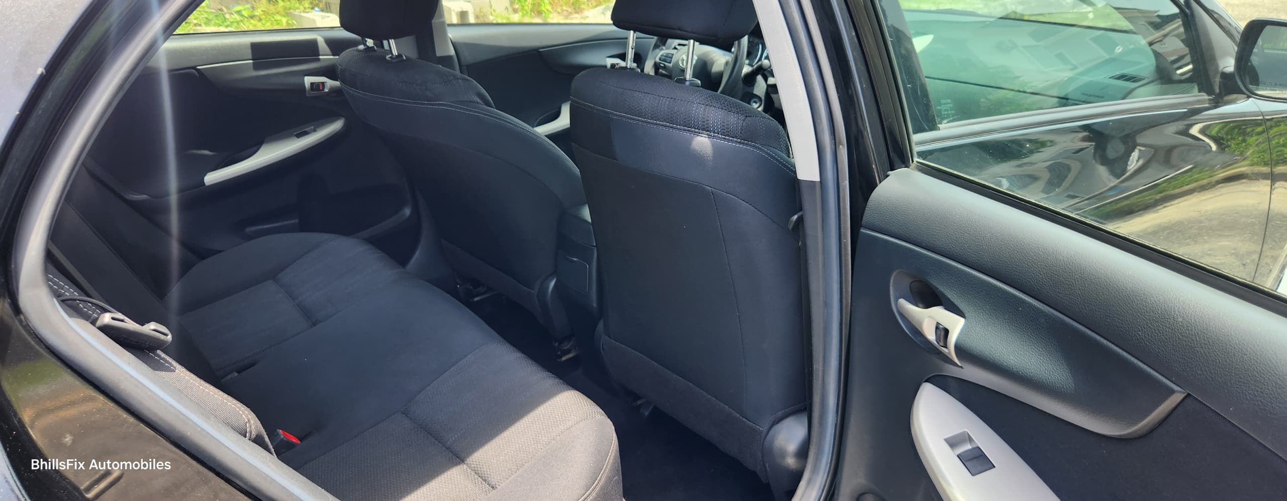 Vehicle - Image 5