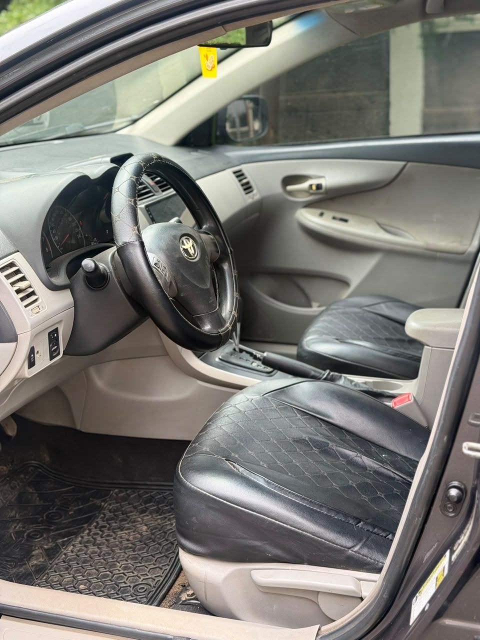 Vehicle - Image 8