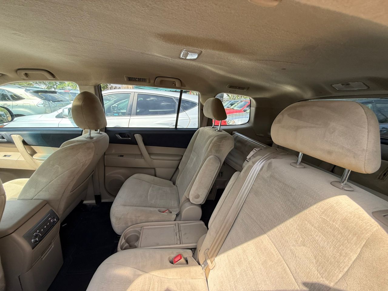Vehicle - Image 6