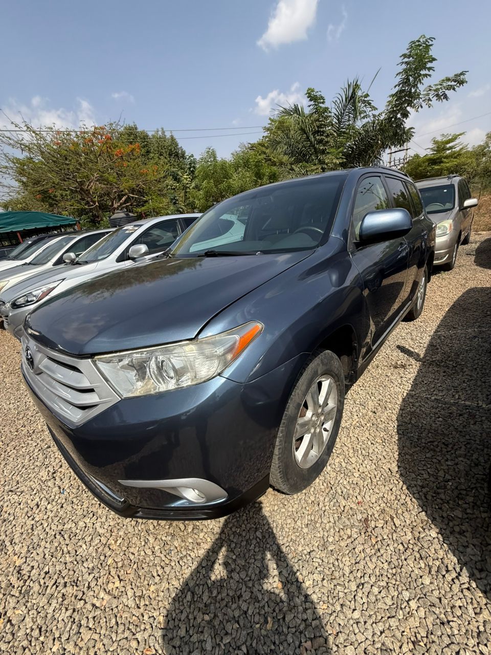Vehicle - Image 8