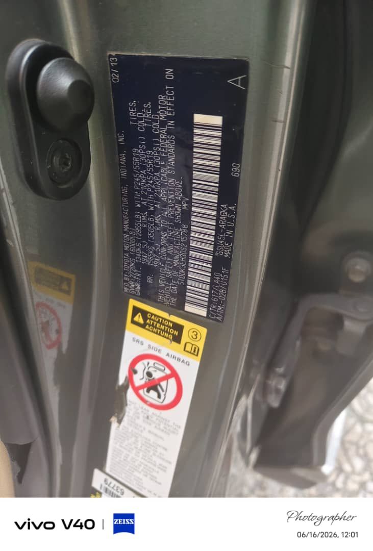 Vehicle - Image 3