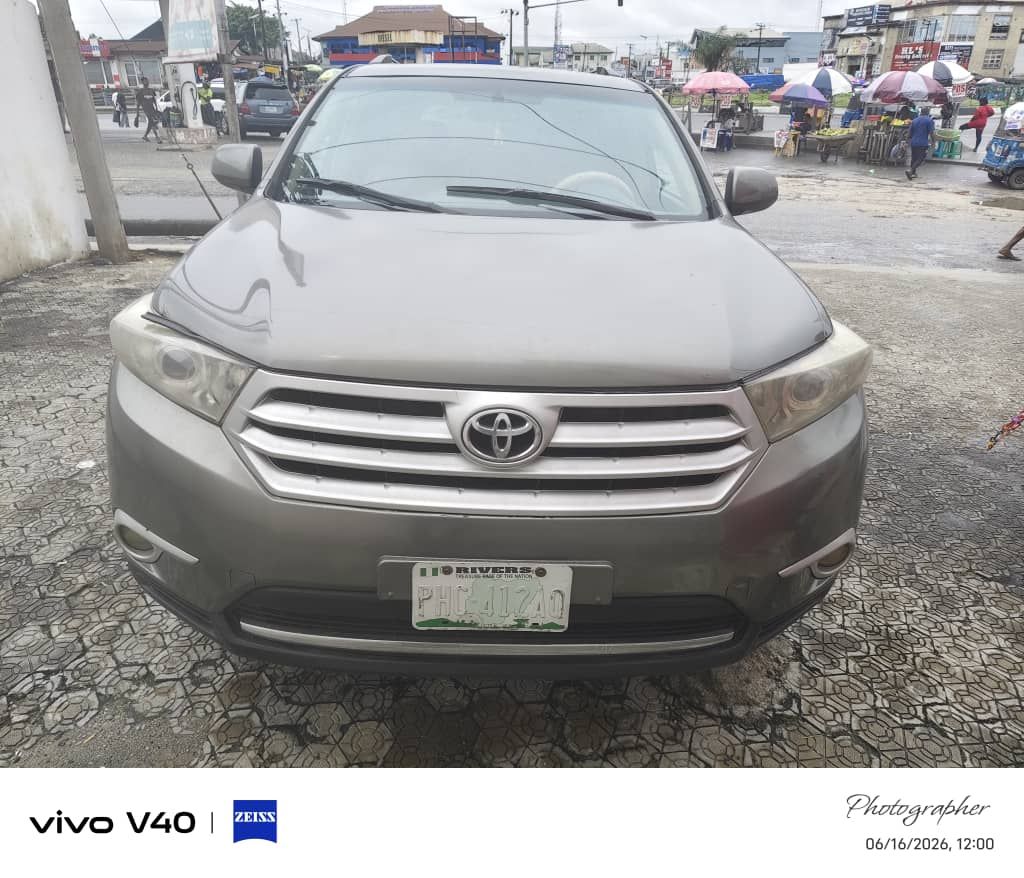 Vehicle - Image 8