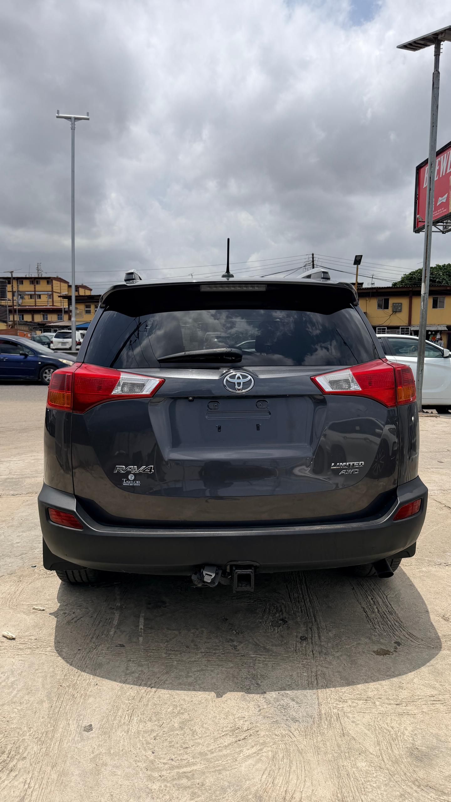 Vehicle - Image 8