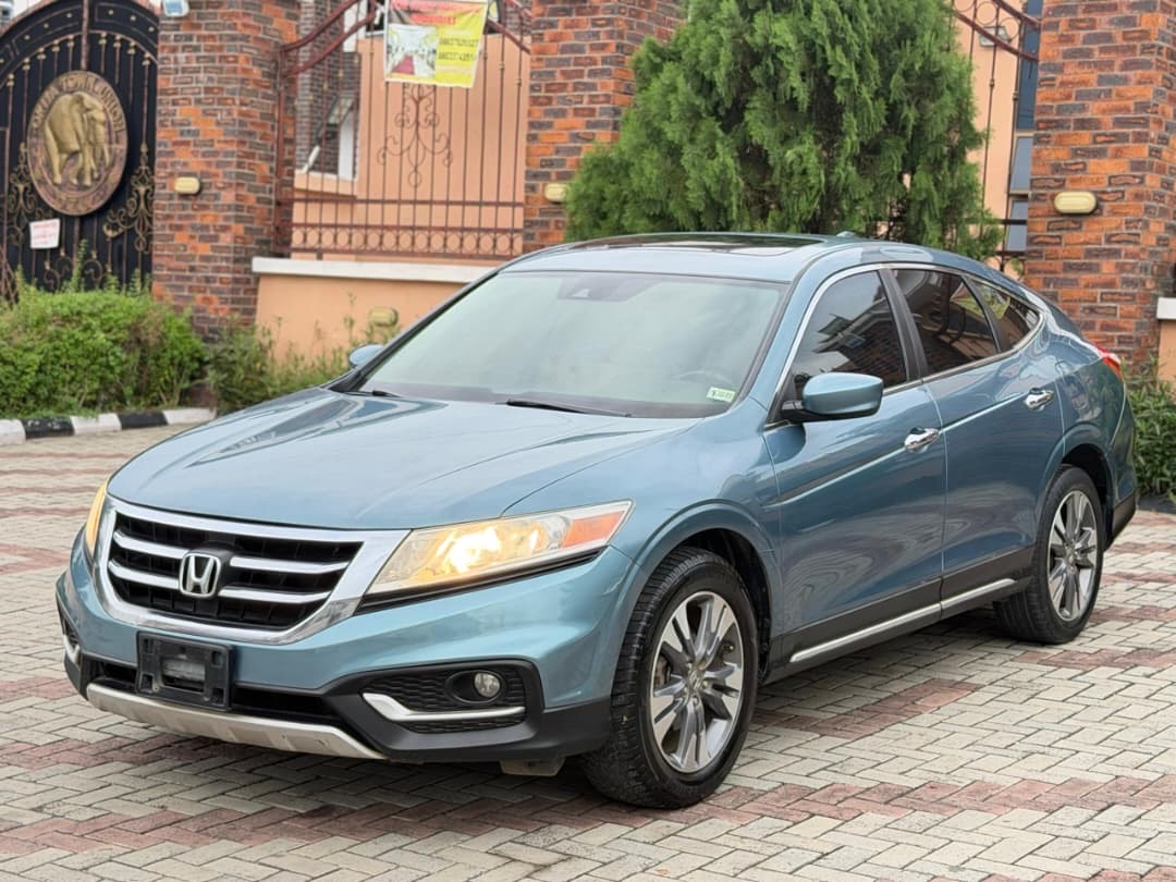 Vehicle - Image 13