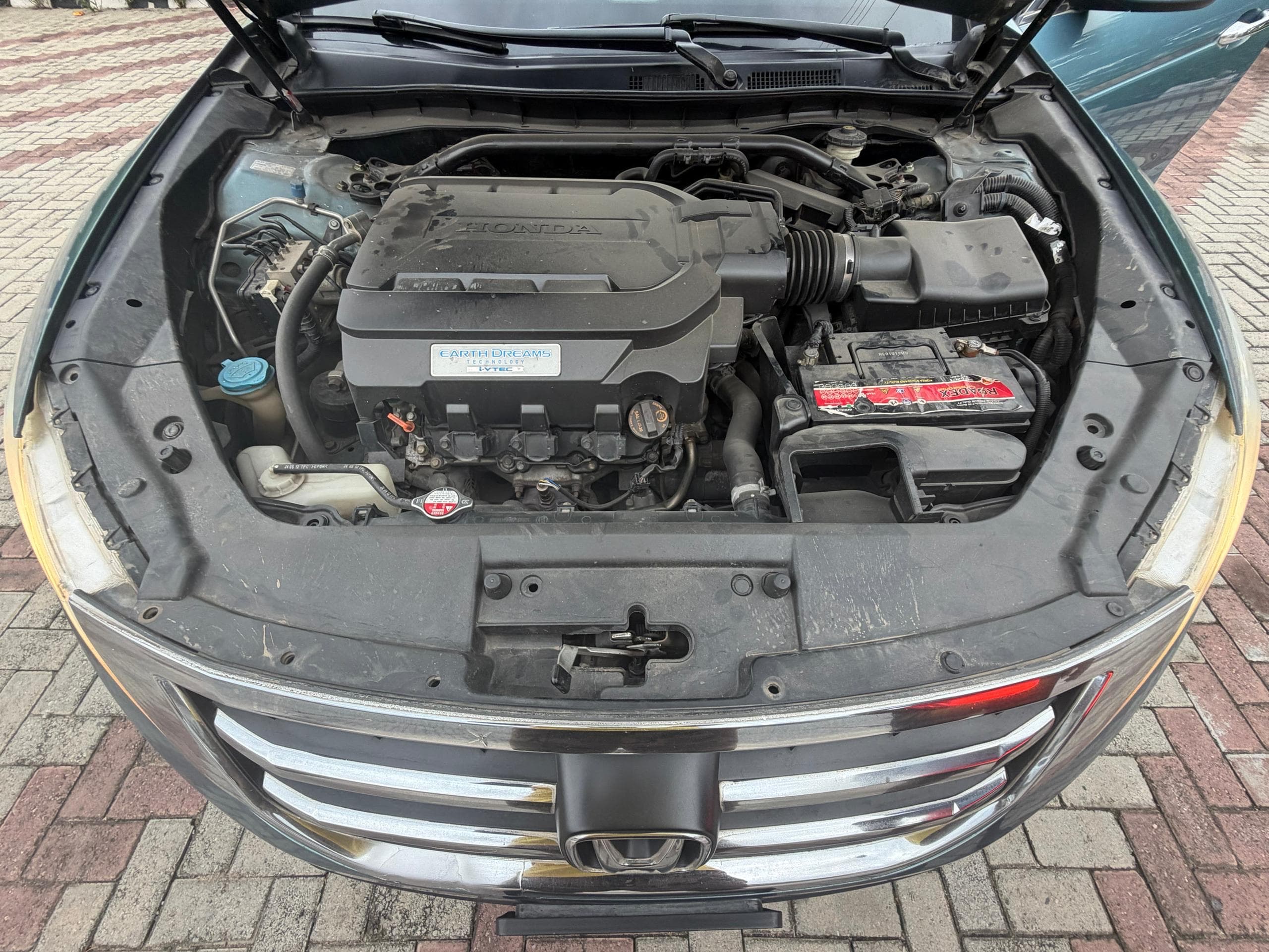 Vehicle - Image 10