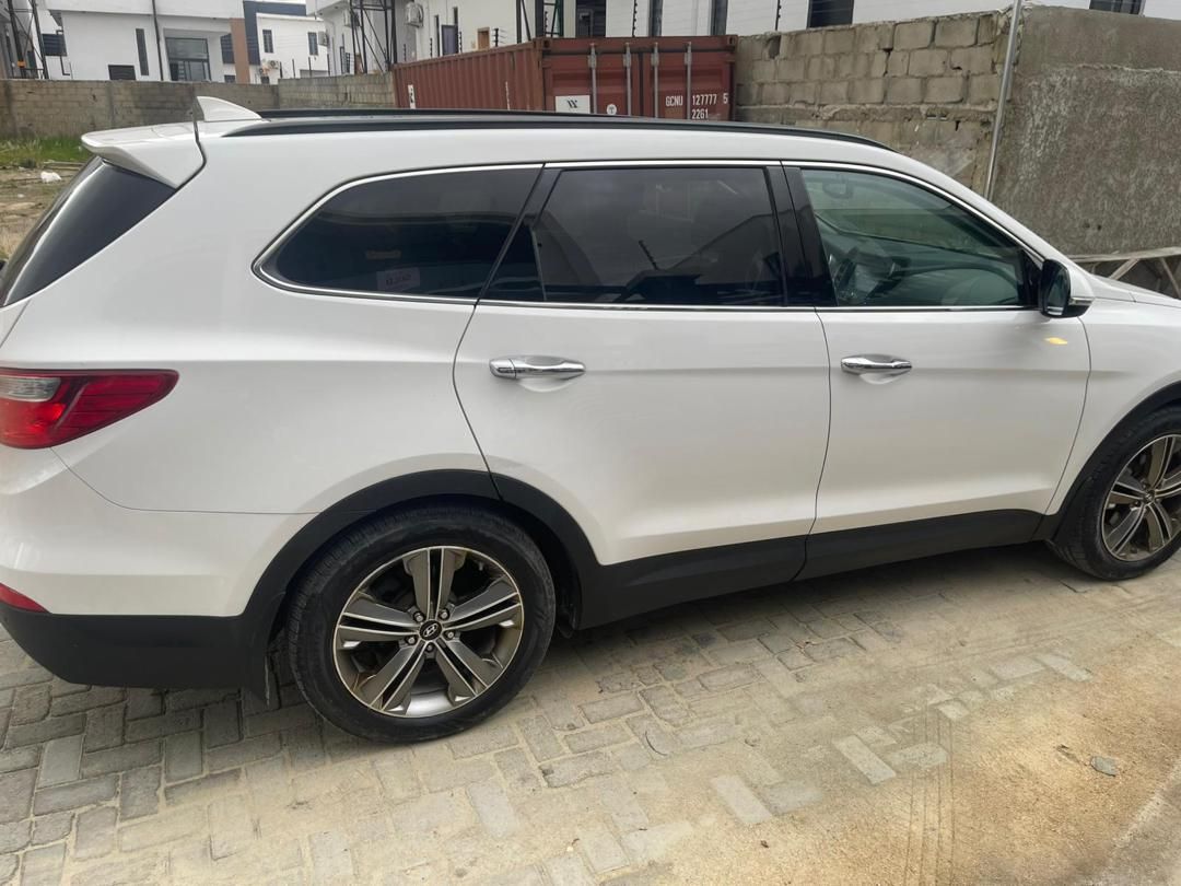 Vehicle - Image 9