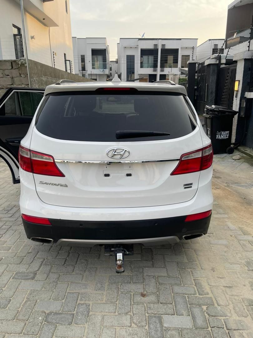 Vehicle - Image 4