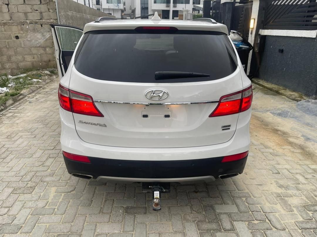 Vehicle - Image 6