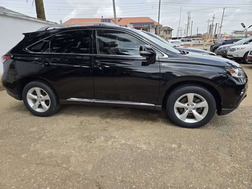 Vehicle - Image 4