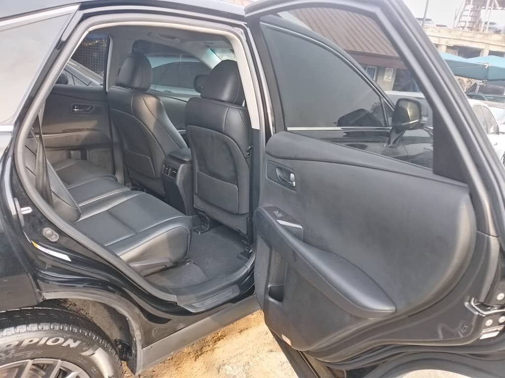 Vehicle - Image 4