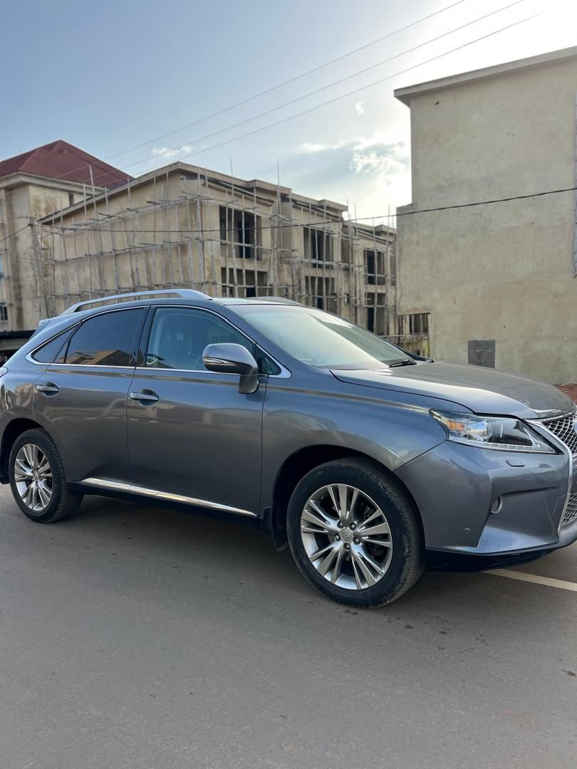 Vehicle - Image 5