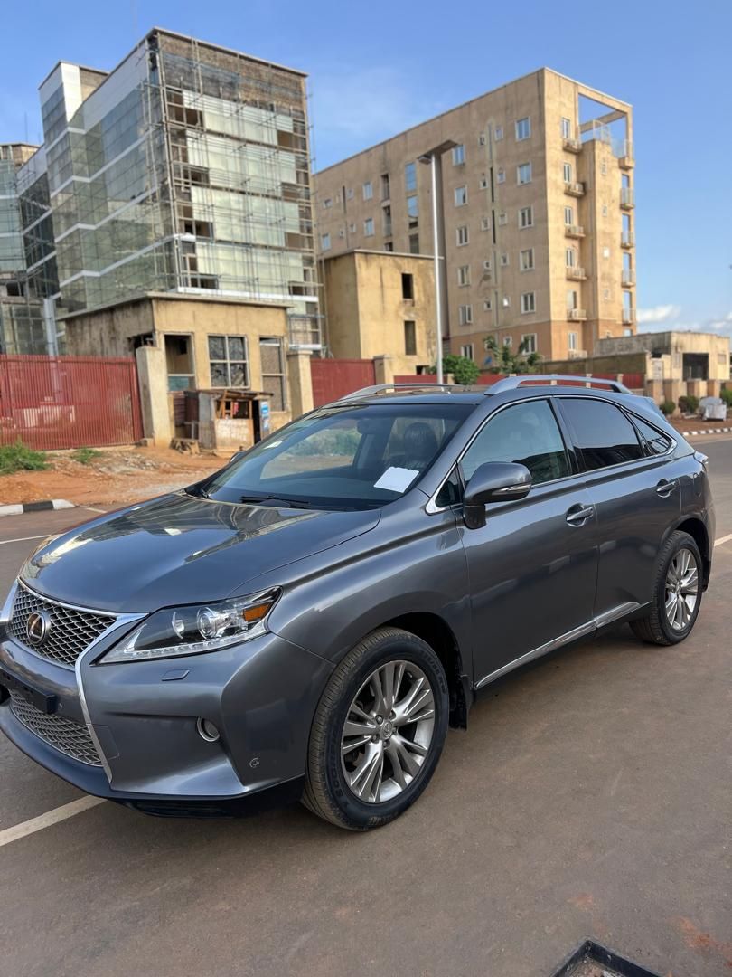 Vehicle - Image 12