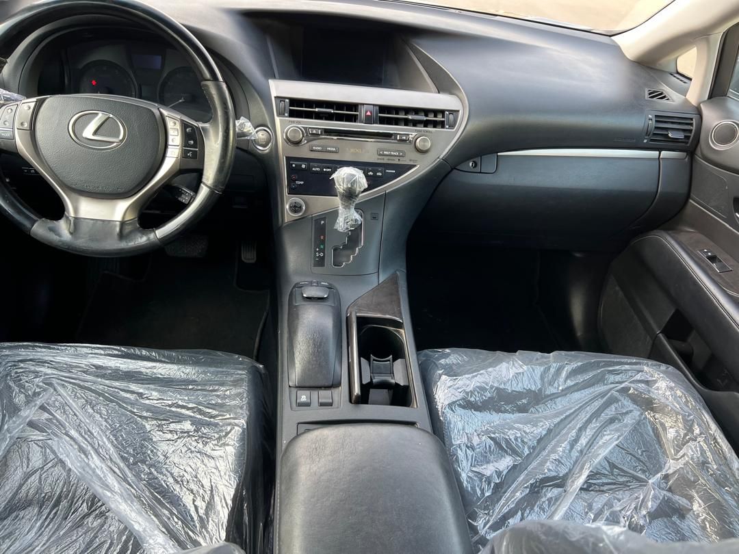 Vehicle - Image 4