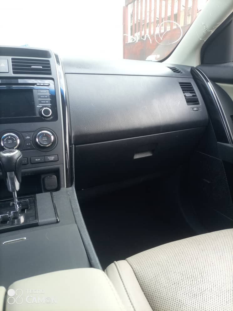 Vehicle - Image 12
