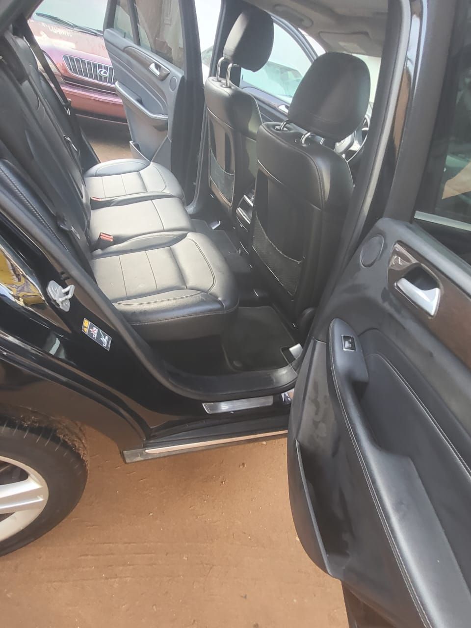 Vehicle - Image 14