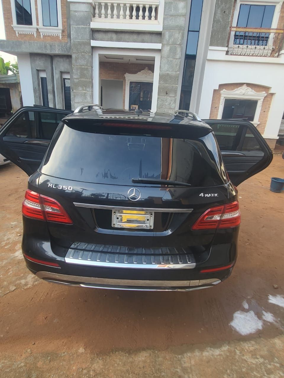 Vehicle - Image 11