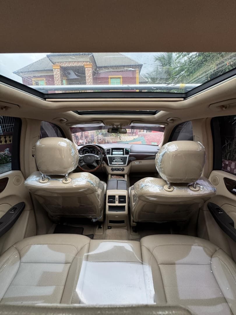 Vehicle - Image 3