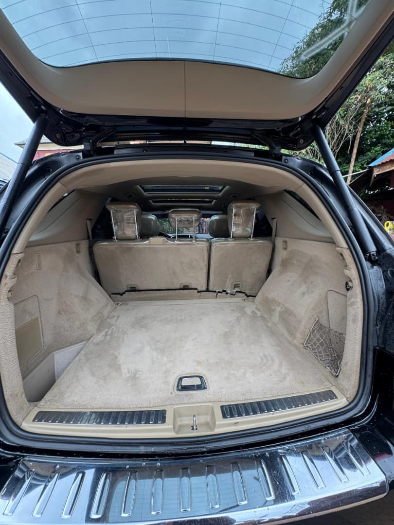 Vehicle - Image 7