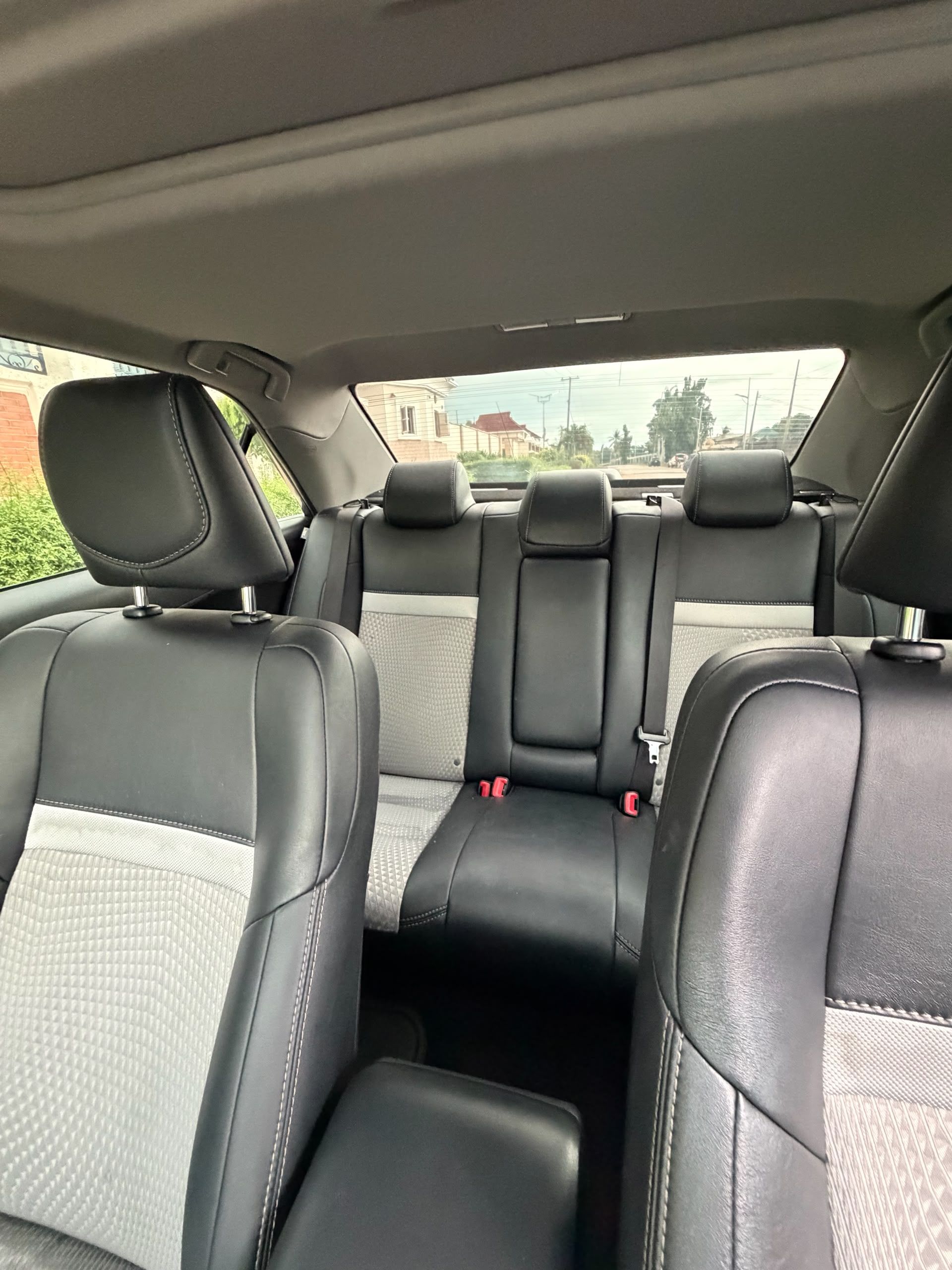 Vehicle - Image 8