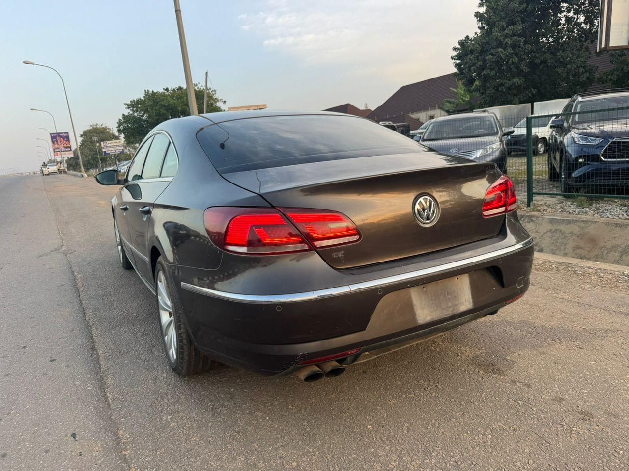 Vehicle - Image 10