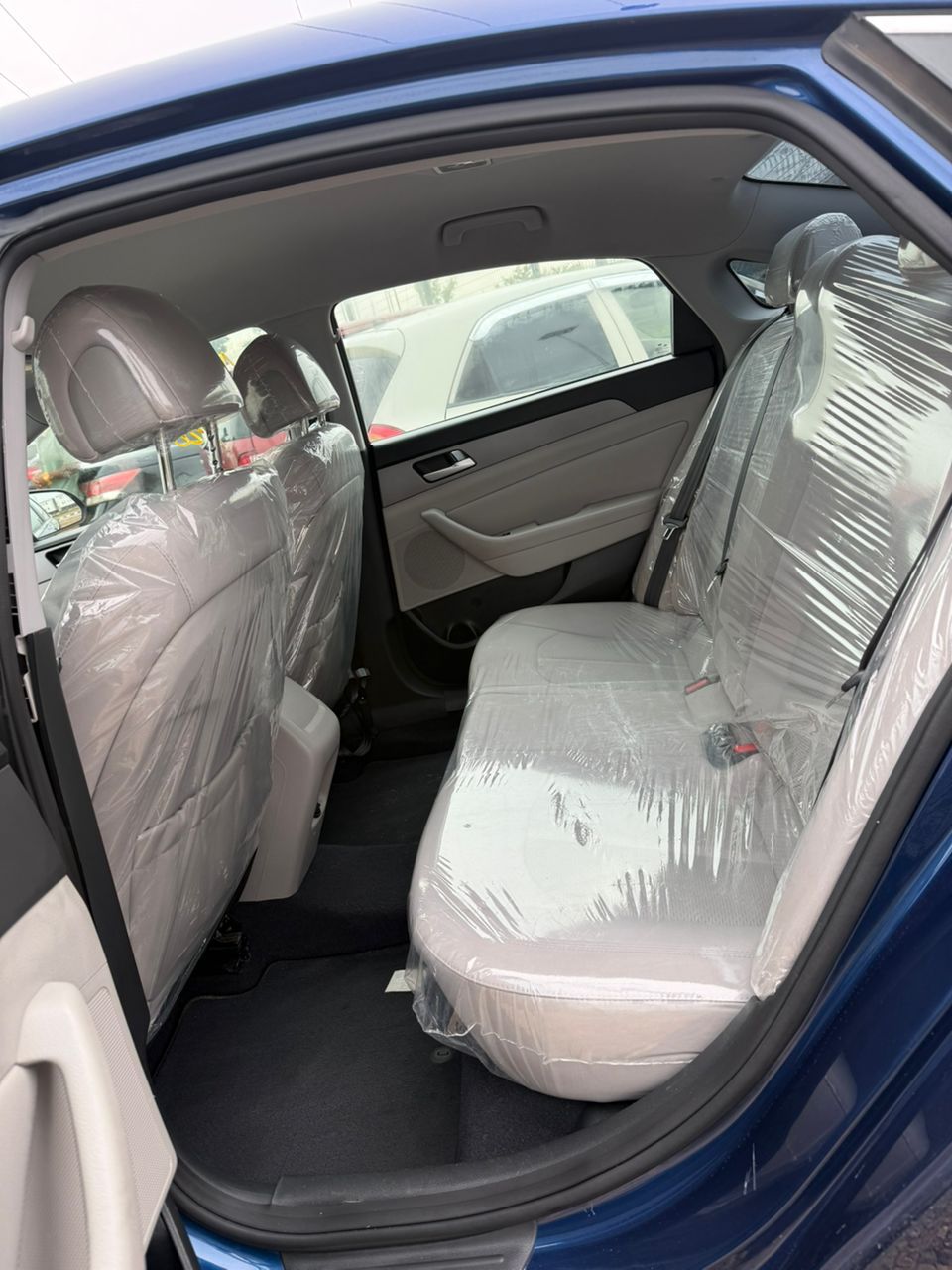 Vehicle - Image 4