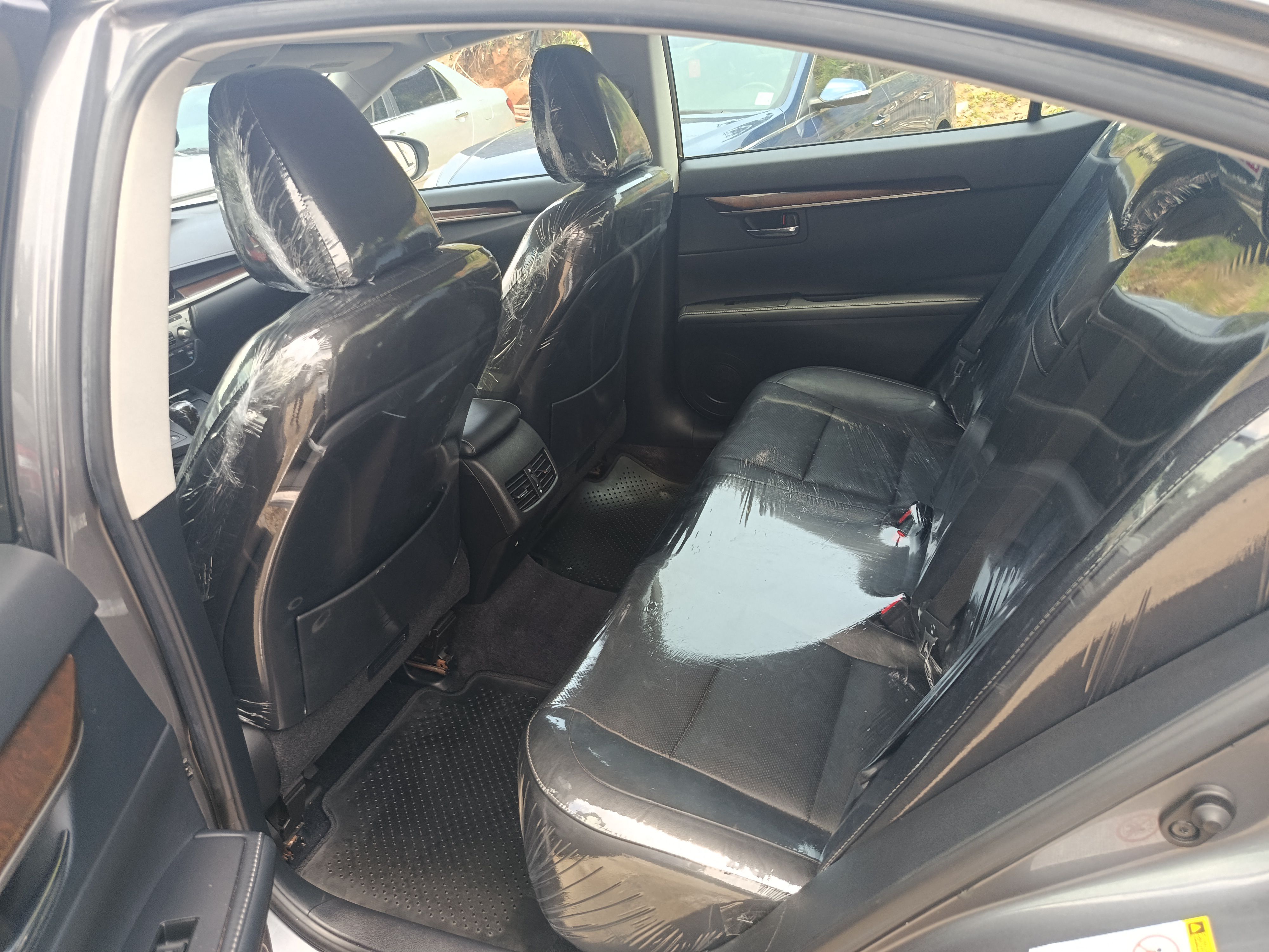 Vehicle - Image 7
