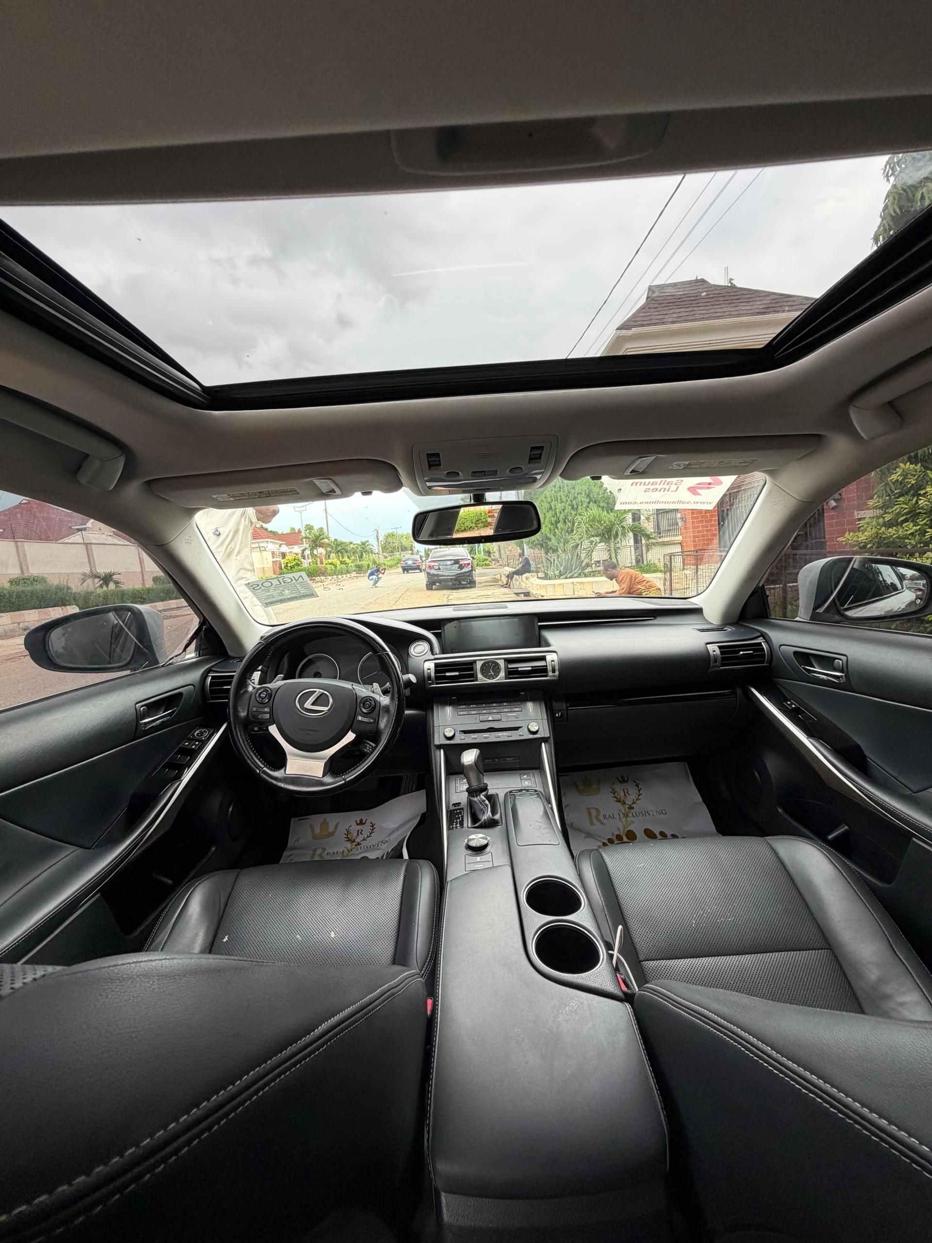 Vehicle - Image 4