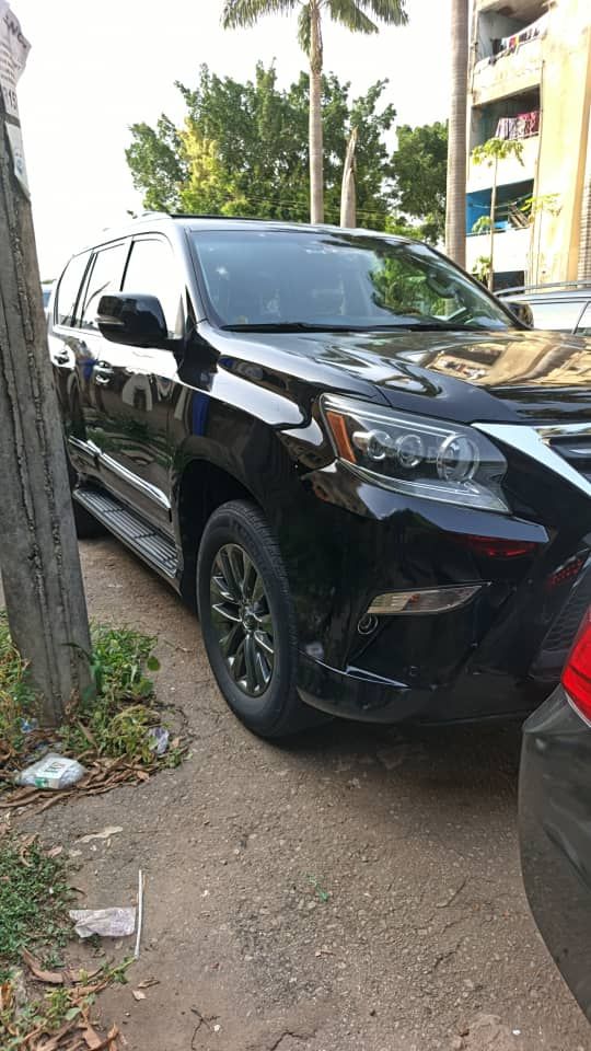 Vehicle - Image 13