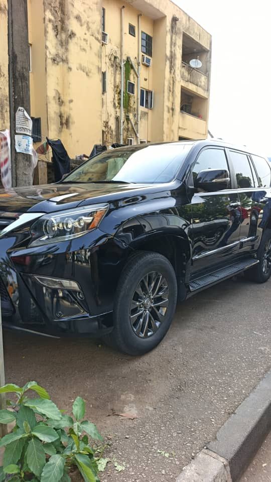 Vehicle - Image 14